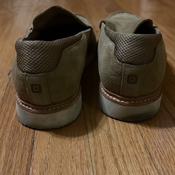 Tsubo size 9 men’s taupe loafers - Picture 6 of 10